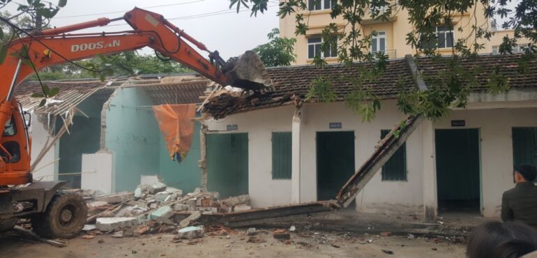 Ảnh: Tháo dỡ nhà cấp 4 - Quy trình, chi phí và những điều cần biết